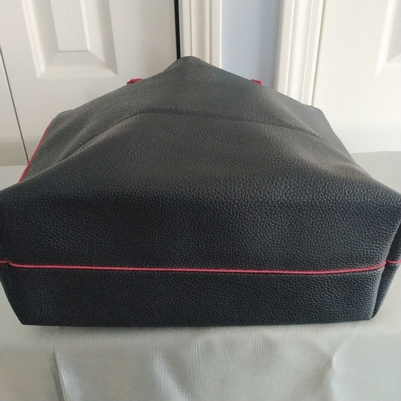 Sadie London I AM LOVED Black Tote Shopper - Picture 7 of 13